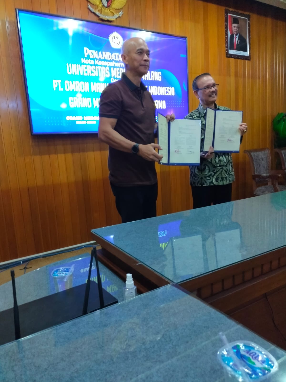Penandatanganan Kerjasama antara PT. Omron Manufacturing of Indonesia dan Unmer Malang